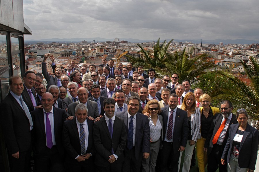 Reunión de trabajo con empresarios de Madrid en la Casa de León